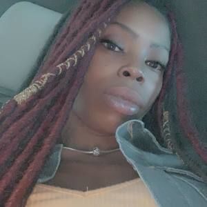 Meet your Posher, Keisha